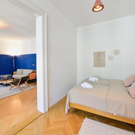 Beautiful Flat Next To Karlskirche Wien Eksteriør bilde