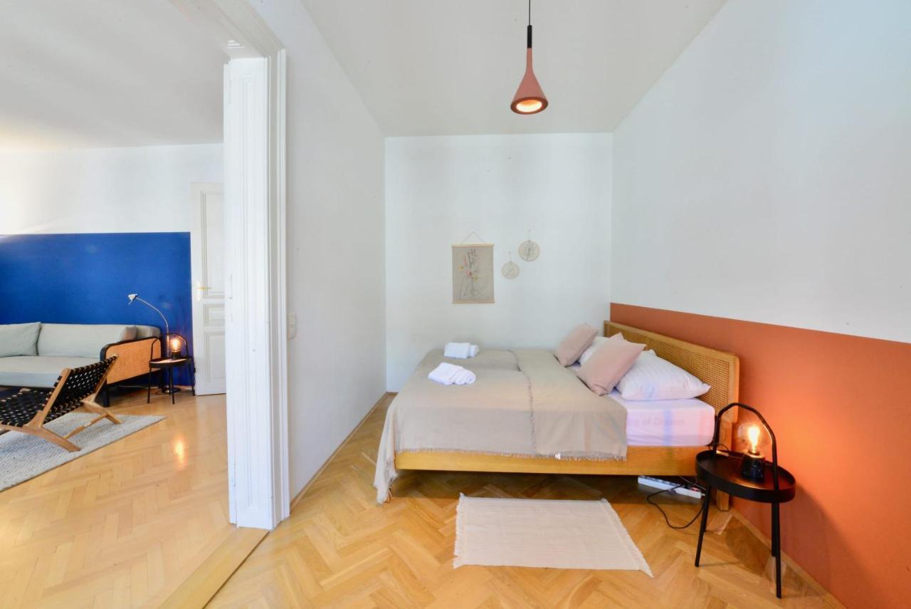 Beautiful Flat Next To Karlskirche Wien Eksteriør bilde