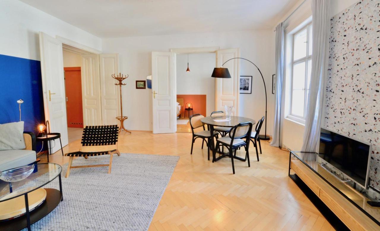 Beautiful Flat Next To Karlskirche Wien Eksteriør bilde