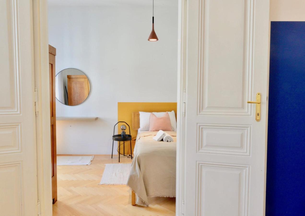 Beautiful Flat Next To Karlskirche Wien Eksteriør bilde